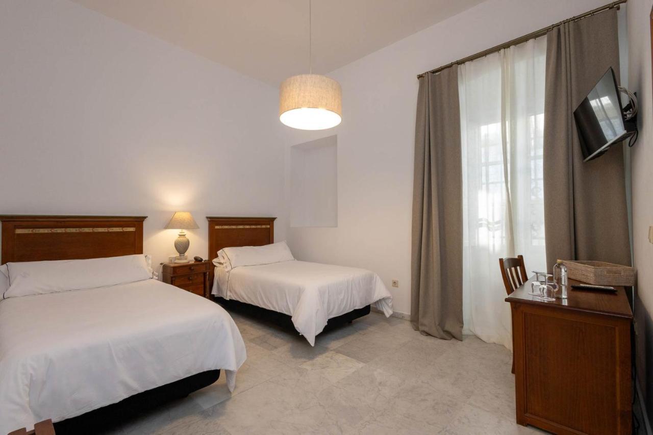 Tugasa Hotel Medina Sidonia Bagian luar foto