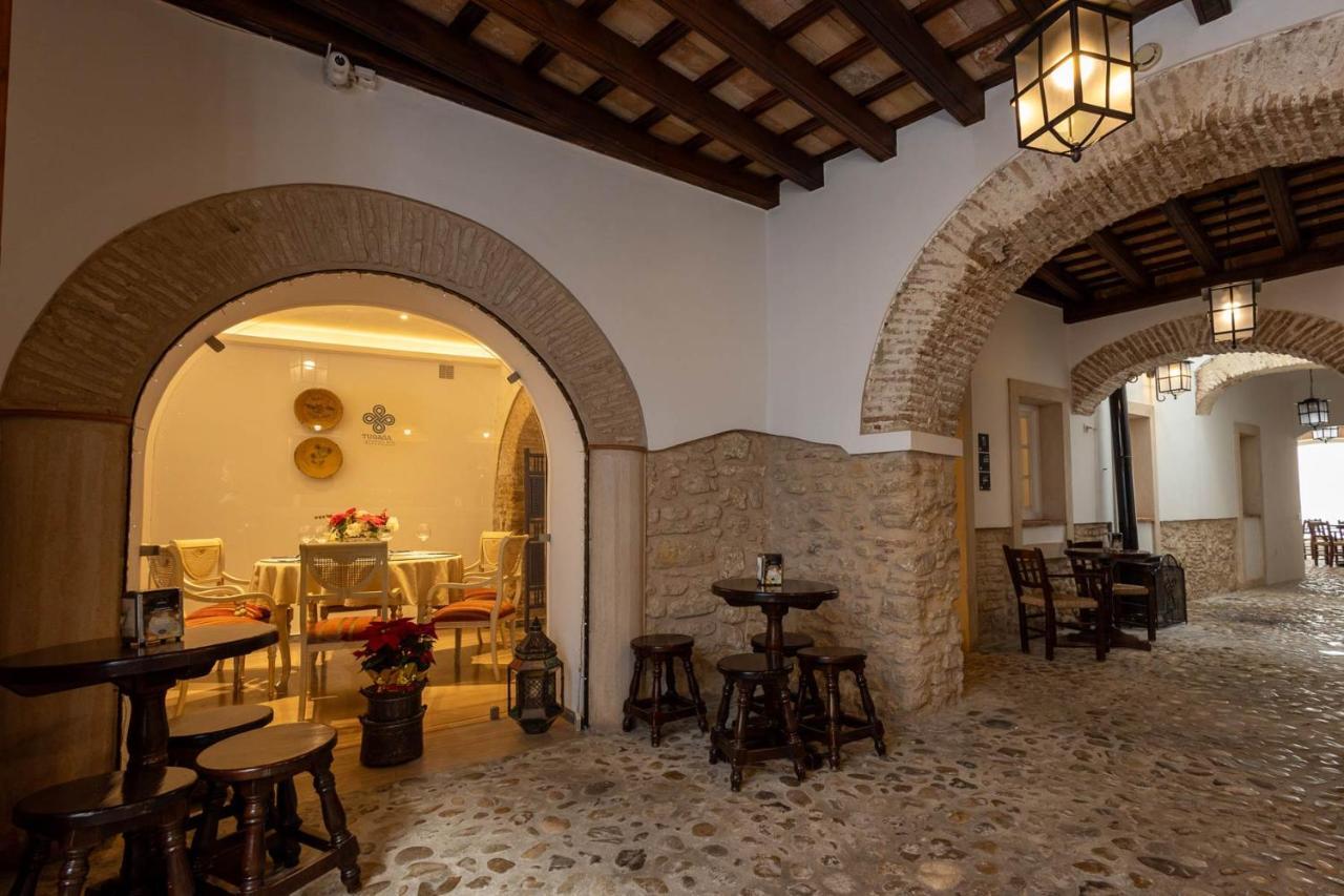 Tugasa Hotel Medina Sidonia Bagian luar foto
