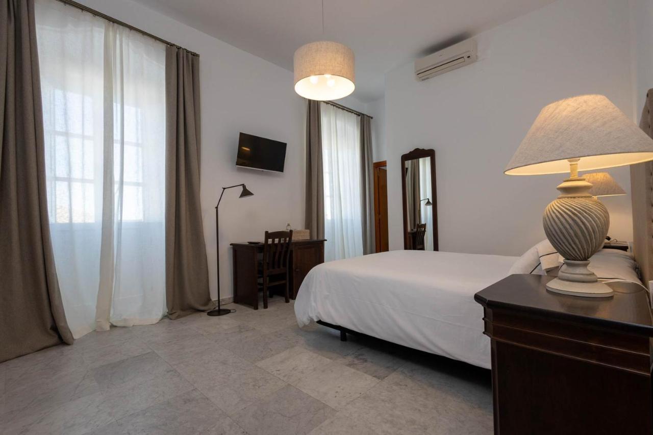Tugasa Hotel Medina Sidonia Bagian luar foto